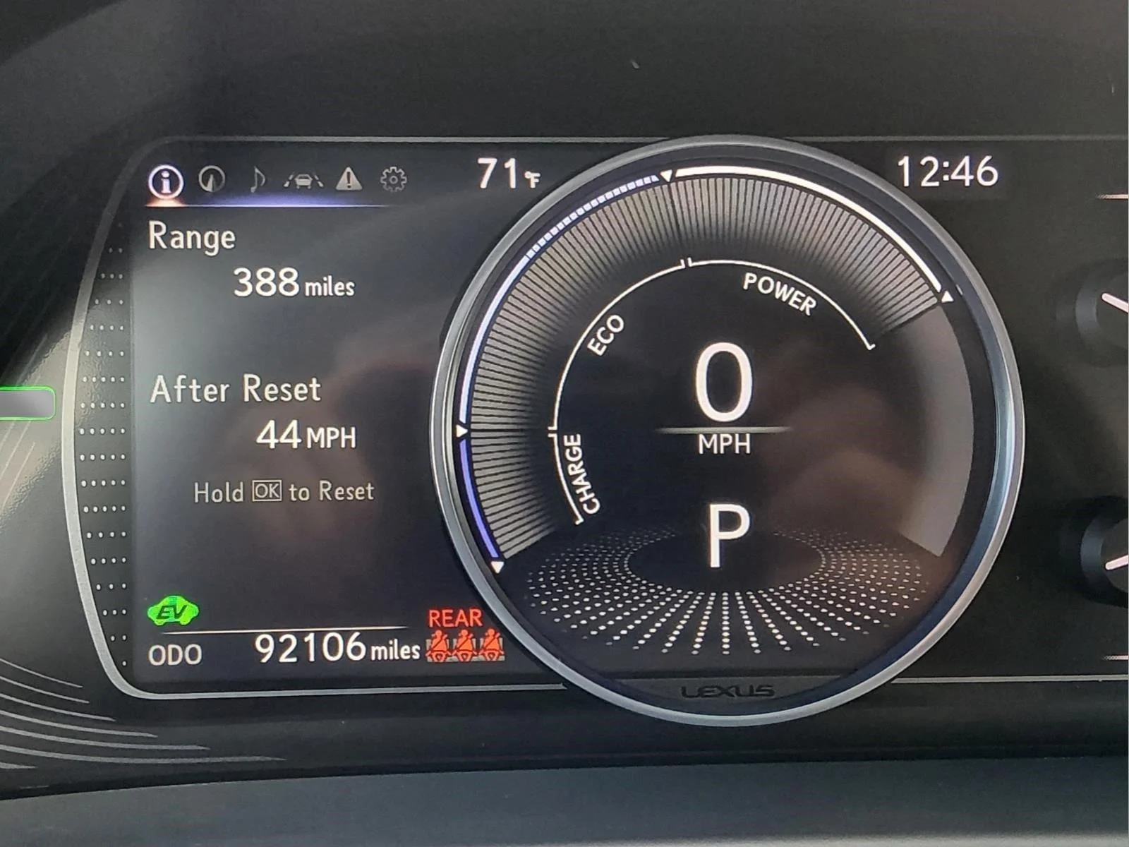 Used 2021 Silver Lining Metallic Lexus ES 300h image 30