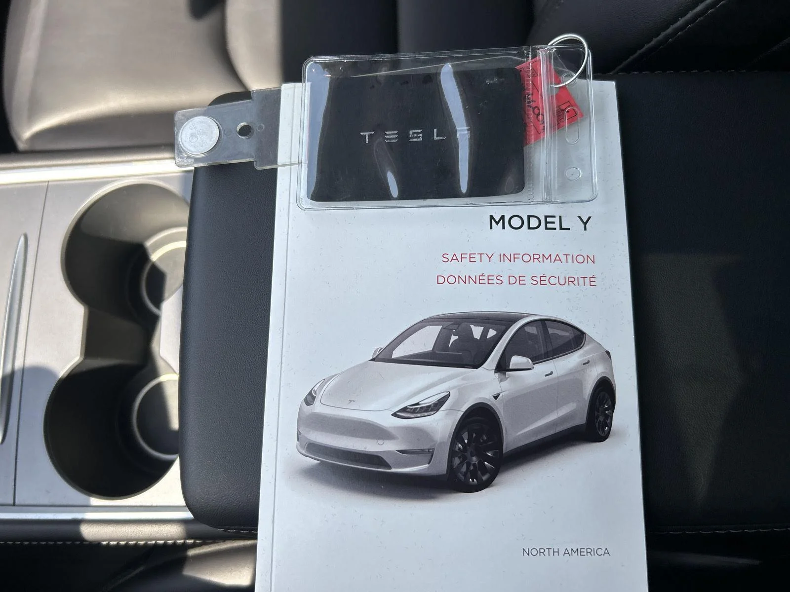Used 2023 WHITE Tesla Long Range image 24