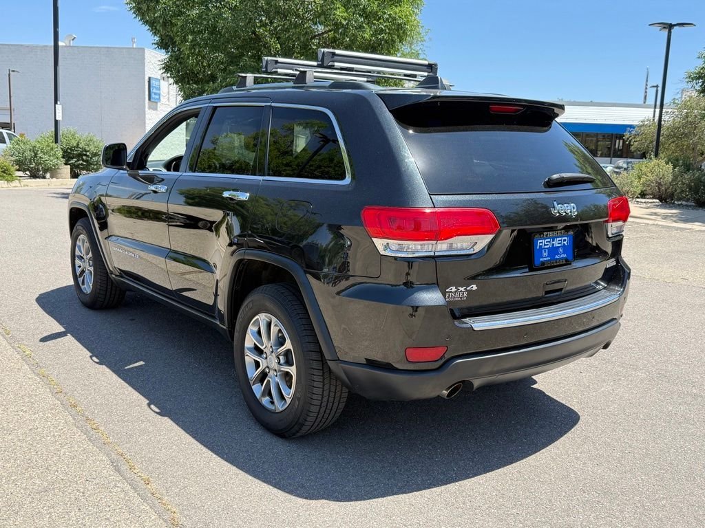 Used 2014 Brilliant Black Crystal Pearlcoat Jeep Limited image 6