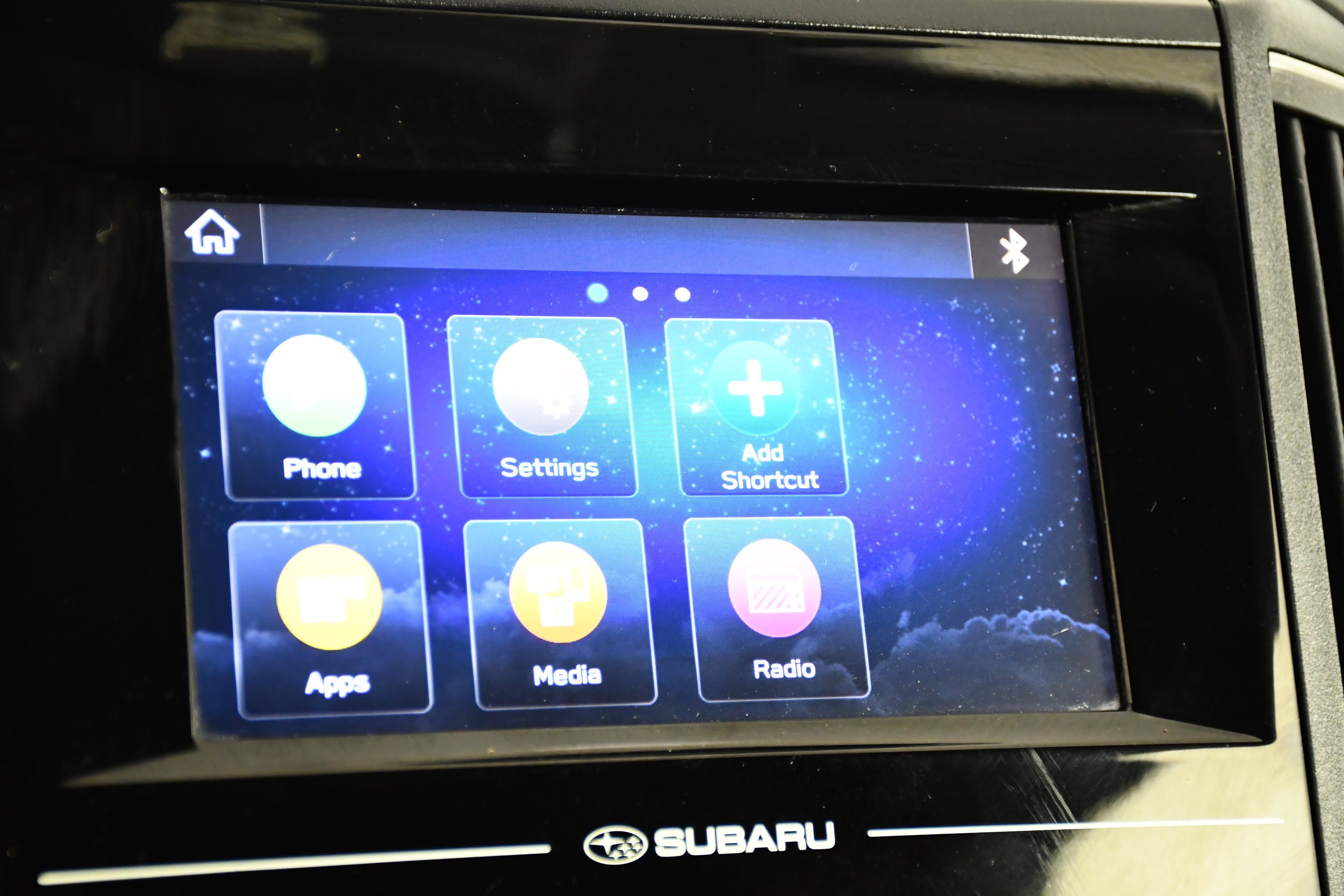 Used 2023 Crystal White Pearl Subaru Base image 27