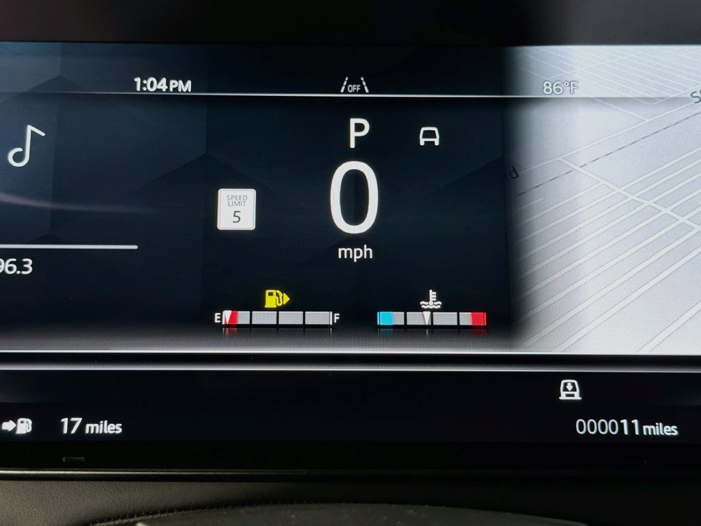 New 2027 Fuji White Land Rover SE image 12
