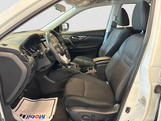 Used 2018 White Nissan SV image 10