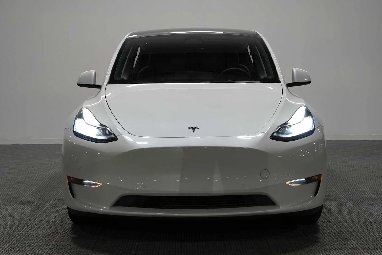 Used 2021 Tesla Model Y Long Range with VIN 5YJYGDEE6MF204920 for sale in Grapevine, TX