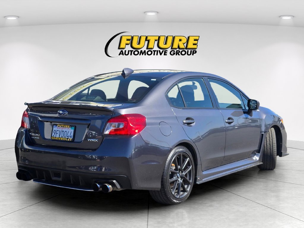 Used 2020 Gray Subaru Premium image 4