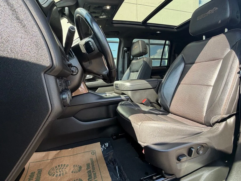 Used 2023 Gray Chevrolet High Country image 10