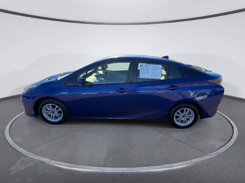 Used 2018 Blue Toyota Two image 4