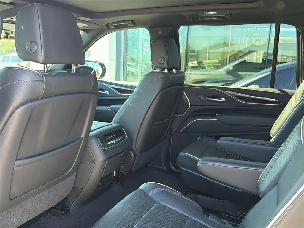 Used 2022 Satin Steel Metallic Cadillac Premium Luxury image 10