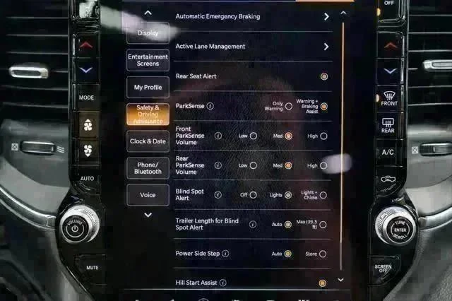 2026 RAM 1500 Laramie - Photo 19