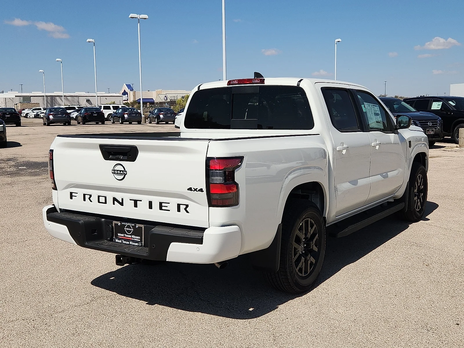 New 2026 QAK Glacier WH Nissan SV 4x4 Crew Cab 5 ft. box 126 in. WB image 4