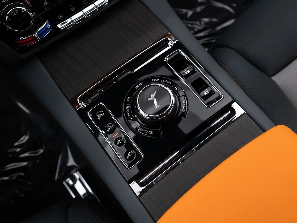 New 2026 Tempest Grey Rolls-Royce  image 39