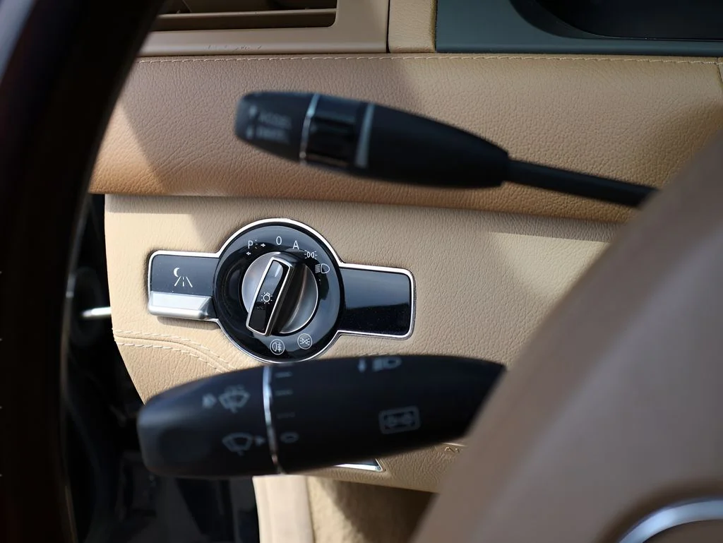 Used 2011 Black Mercedes-Benz CL 550 image 33