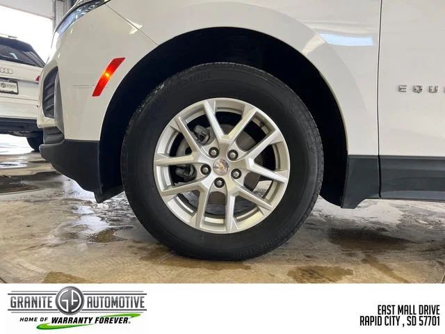 Used 2024 White Chevrolet LT image 27