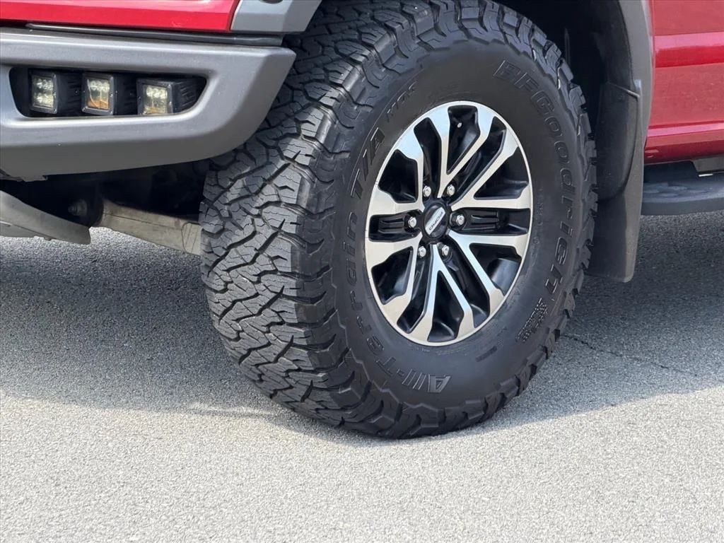 Used 2020 Rapid Red Metallic Tinted Clearcoat Ford Raptor image 24
