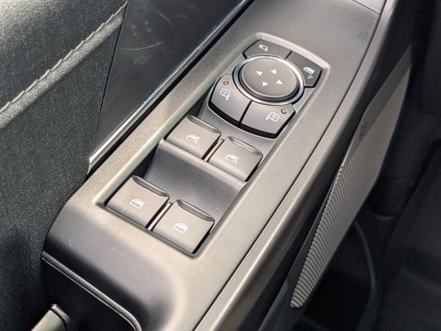 New 2026 Oxford White Ford Lariat® image 23