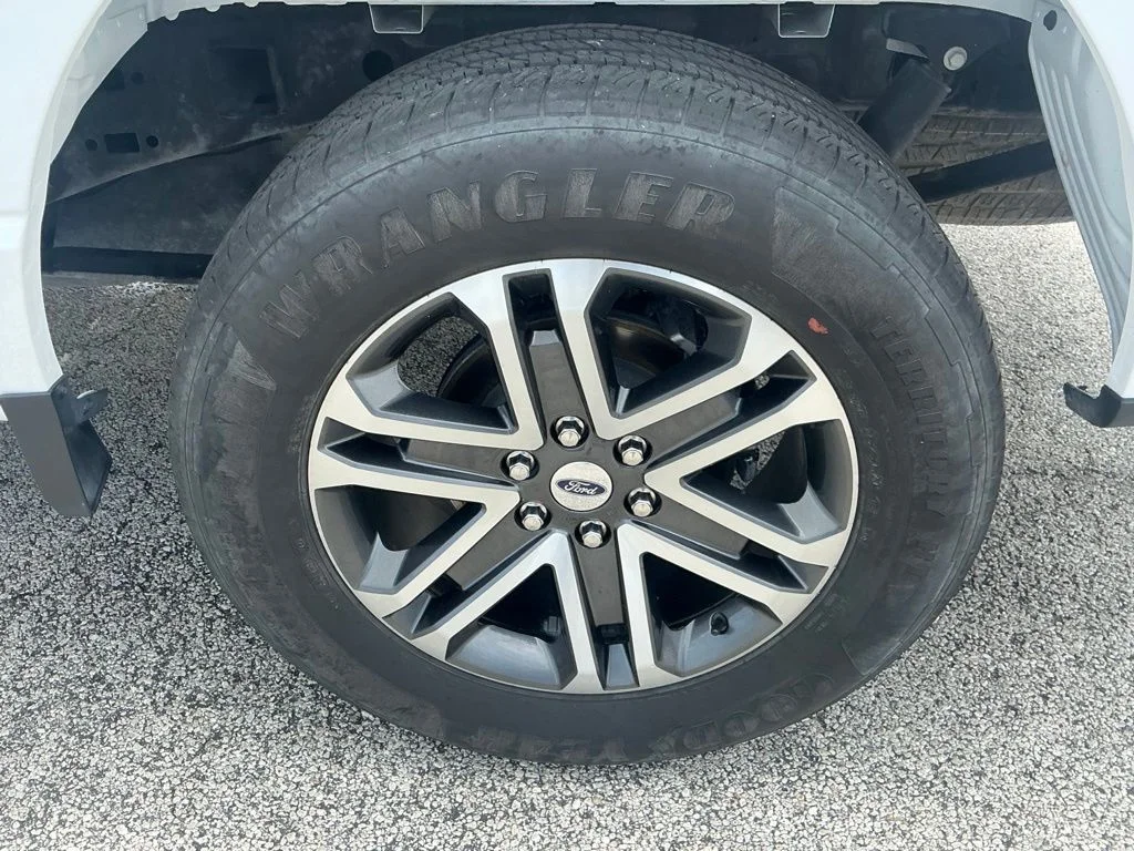 Used 2023 White Ford XL image 33