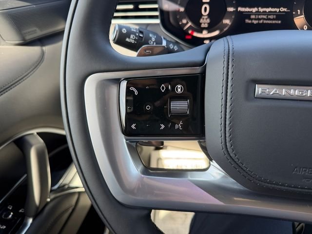 New 2026 Santorini Black Land Rover SE image 22