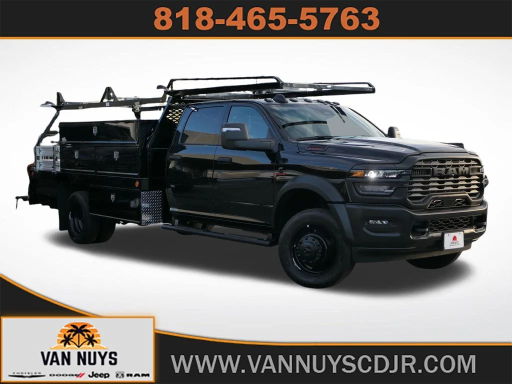 2026 RAM 5500 Big Horn 4X4 Crew Cab DRW 197" WB's photo