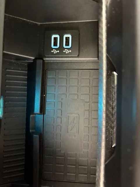 Used 2019 Gray Ford Limited image 33