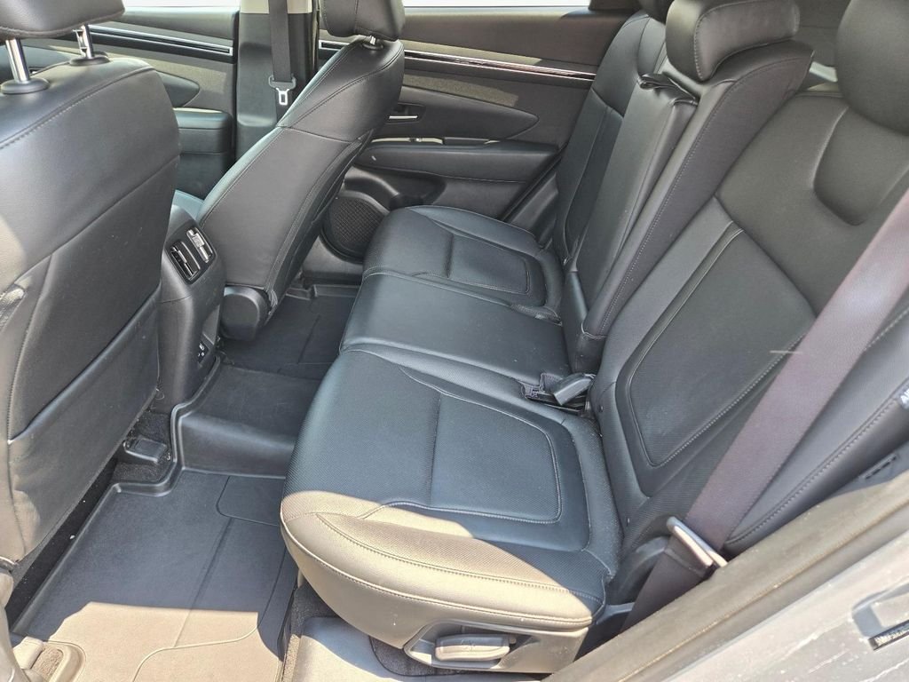 Used 2024 Silver Hyundai SEL image 18