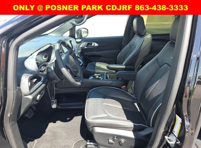 Used 2025 Black Chrysler Limited image 6