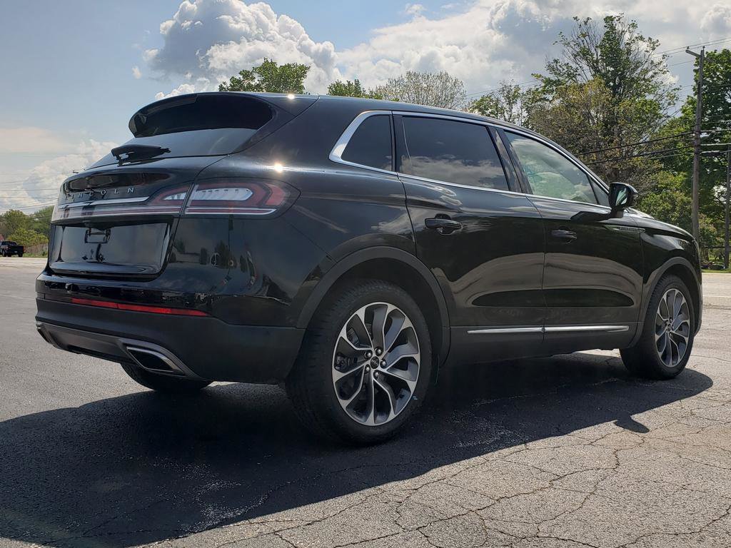 Used 2021 Black Lincoln Reserve image 3