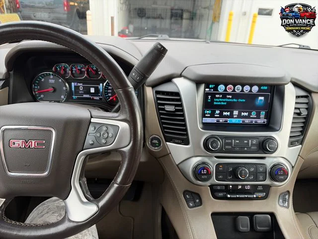 Used 2020 White GMC SLT image 17