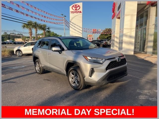2024 Toyota RAV4 Hybrid LE AWD's photo