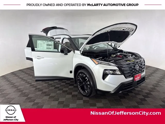 New 2026 Everest White Pearl TriCoat Nissan Dark Armor™ image 12