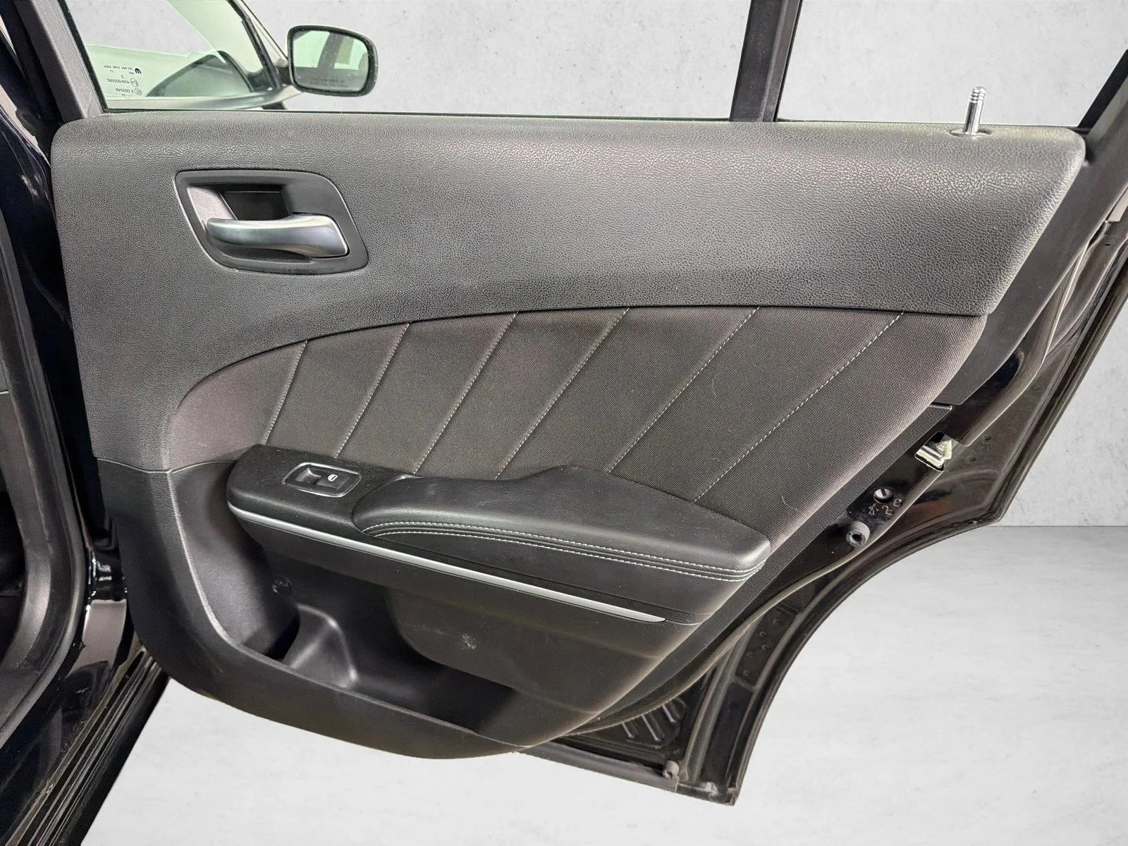 Used 2023 Black Dodge SXT image 16