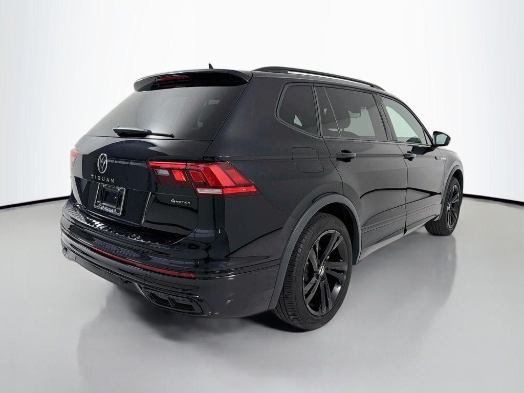 Used 2024 Deep Black Pearl Volkswagen 2.0T SE R-Line Black 4MOTION image 7
