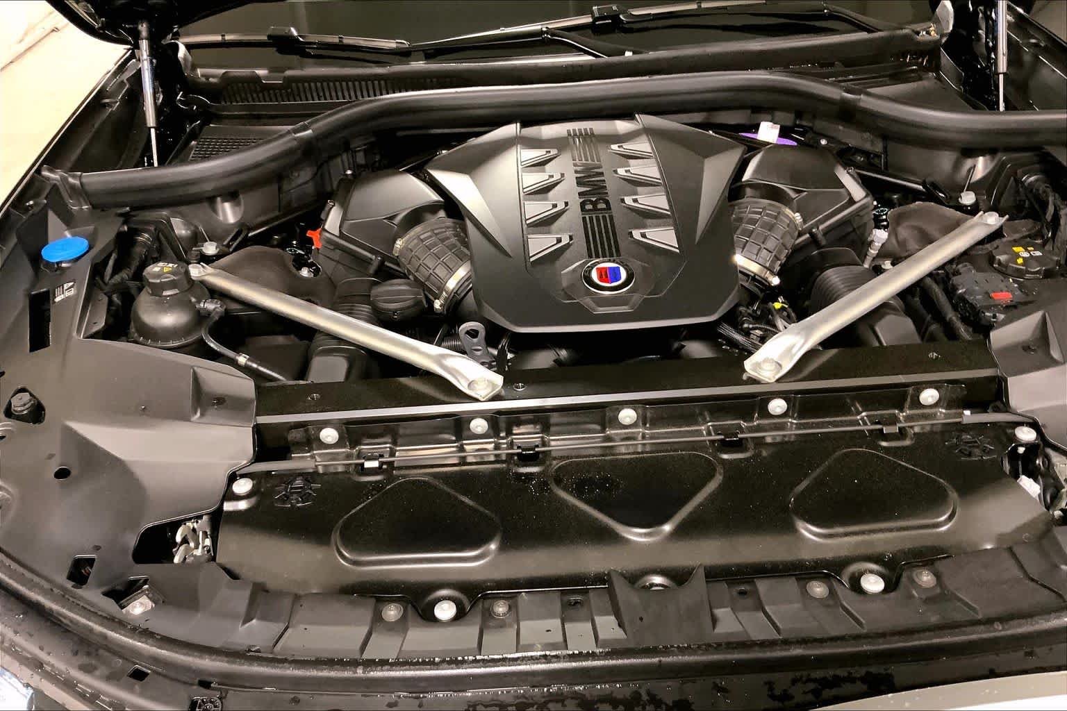 New 2026 Black Sapphire Metallic BMW ALPINA XB7 image 16