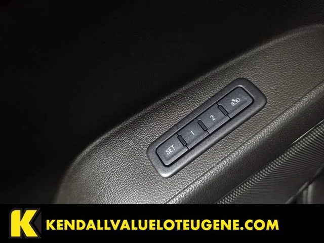 Used 2015 Black Chevrolet LT image 20