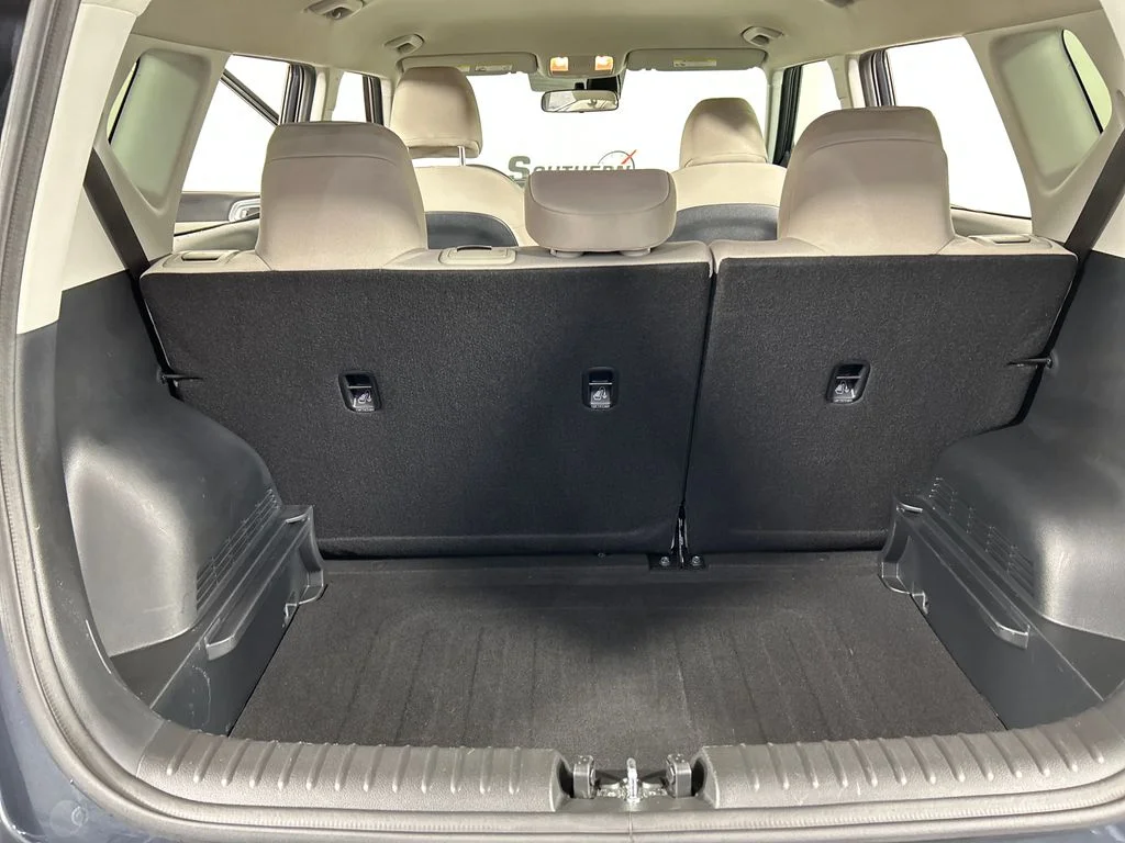 Used 2025 Gray Kia LX image 19