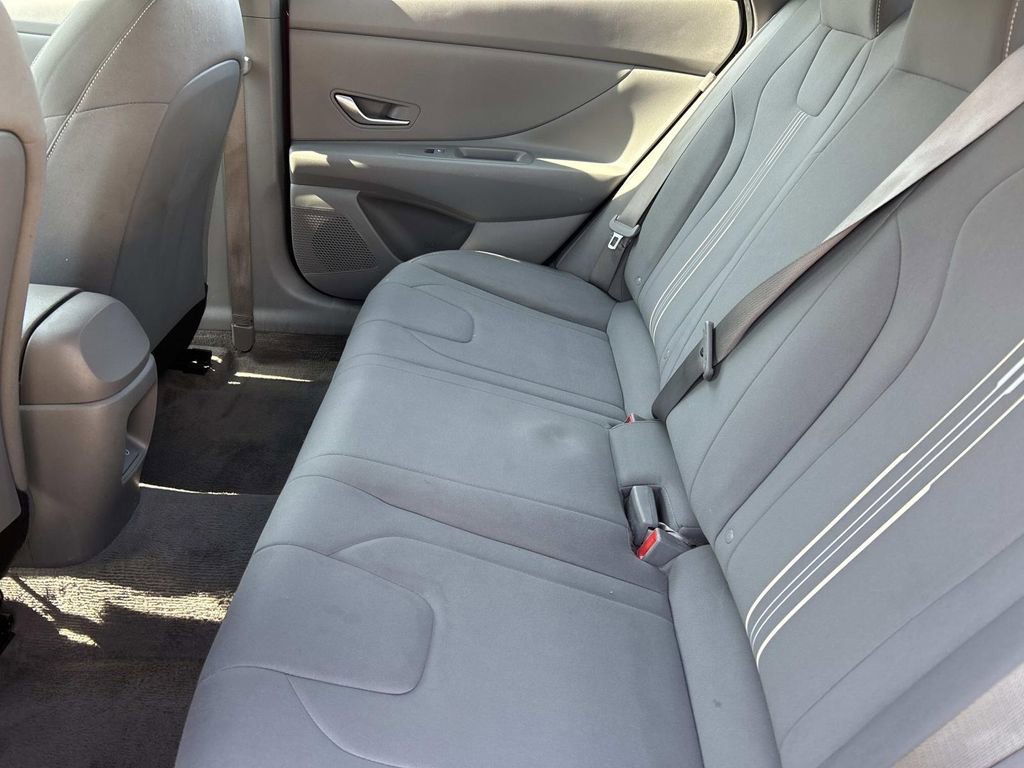 Used 2024 Ultimate Red Hyundai SEL image 15