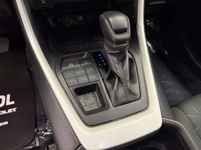Certified Used 2025 White Toyota XLE image 16