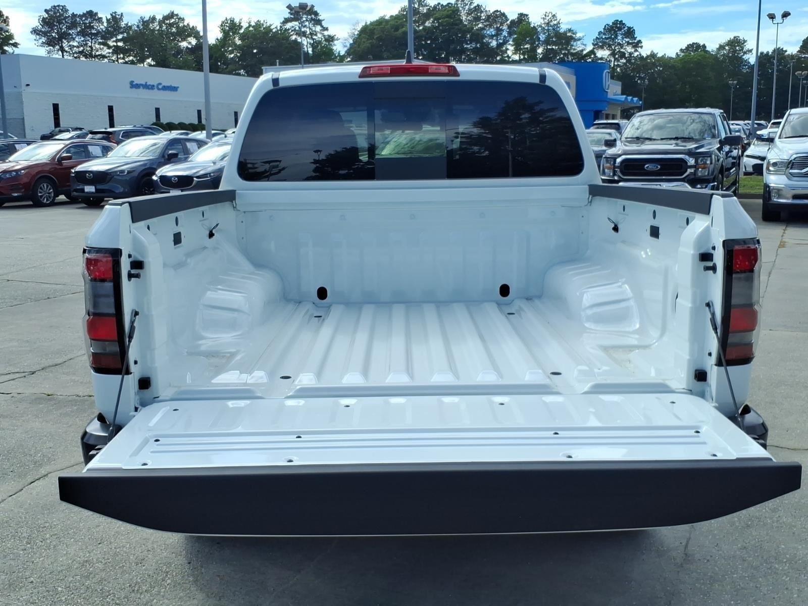 New 2026 Glacier White Nissan Crew Cab S image 9