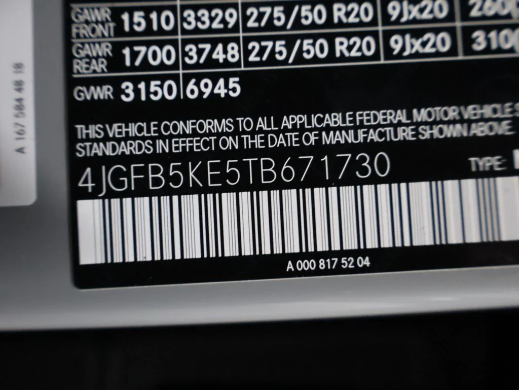 New 2026 MANUFAKTUR Alpine Gray Mercedes-Benz GLE 450 image 40