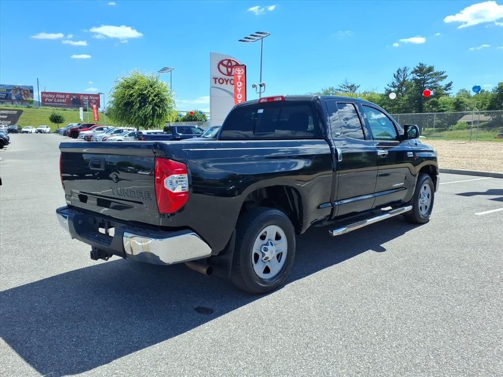 Used 2018 Black Toyota SR5 image 4