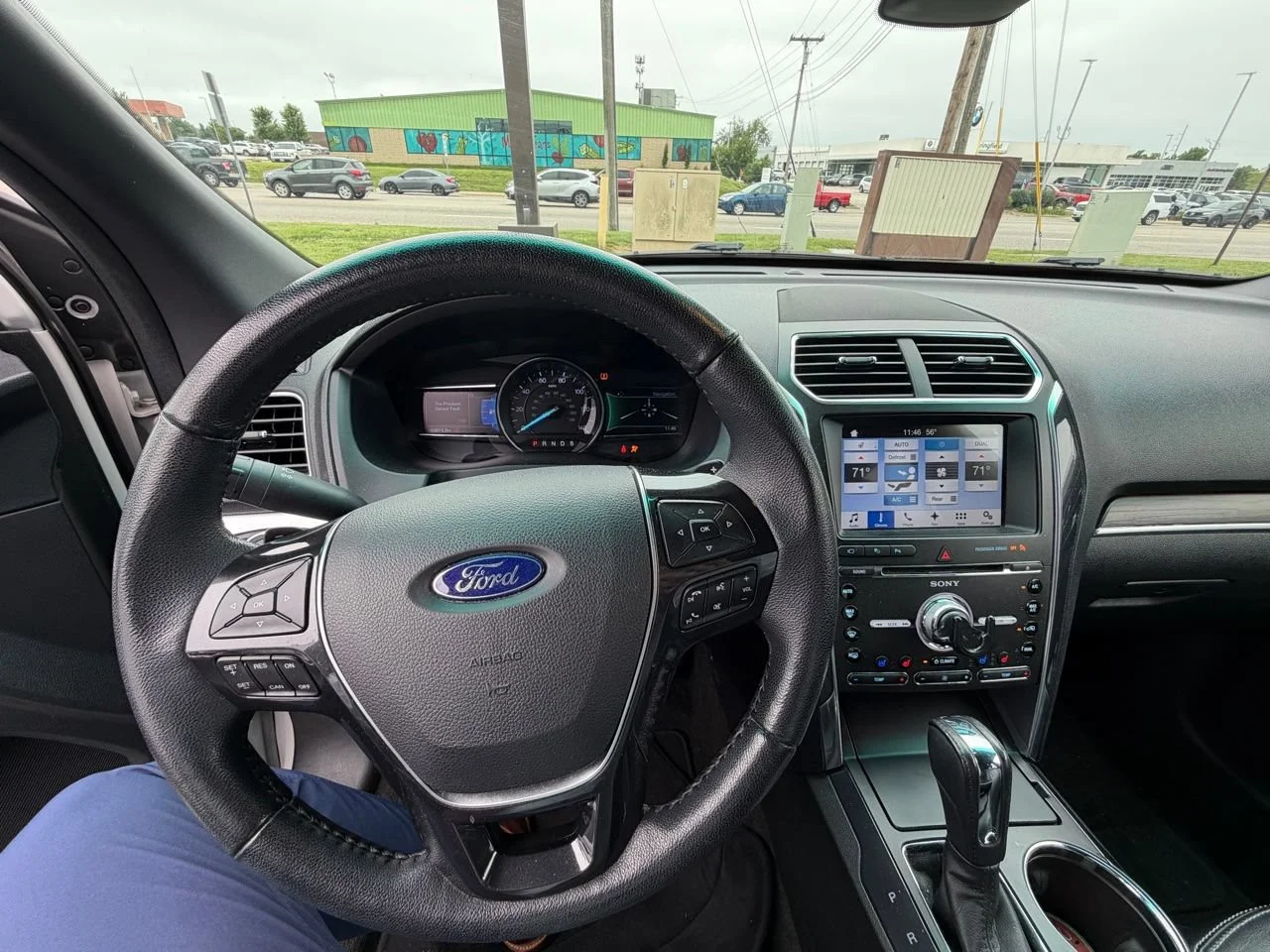 Used 2017 White Platinum Tri-Coat Ford  image 9