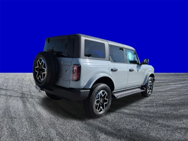 New 2026 Avalanche Gray Ford Outer Banks® image 4