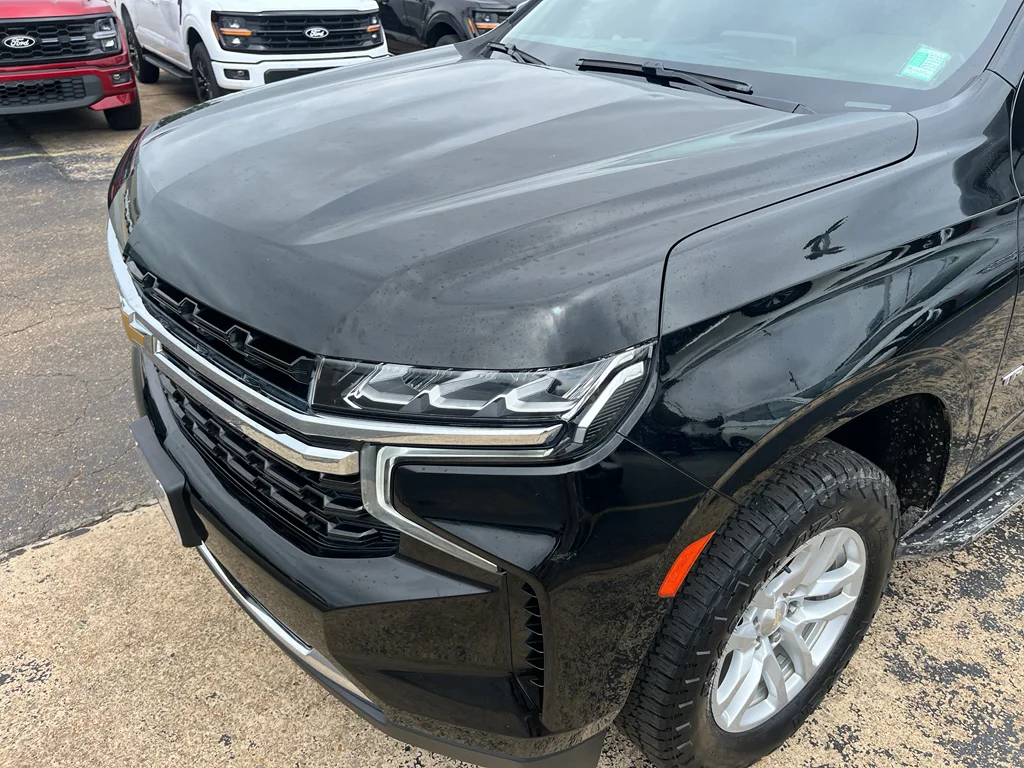 Used 2023 Black Chevrolet LS image 9