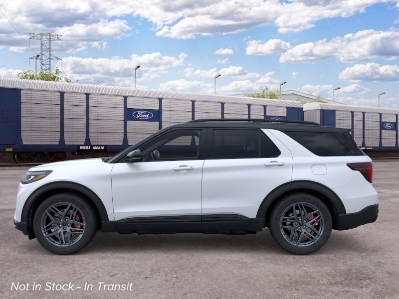 New 2026 Star White Metallic Tri-Coat Ford ST image 3