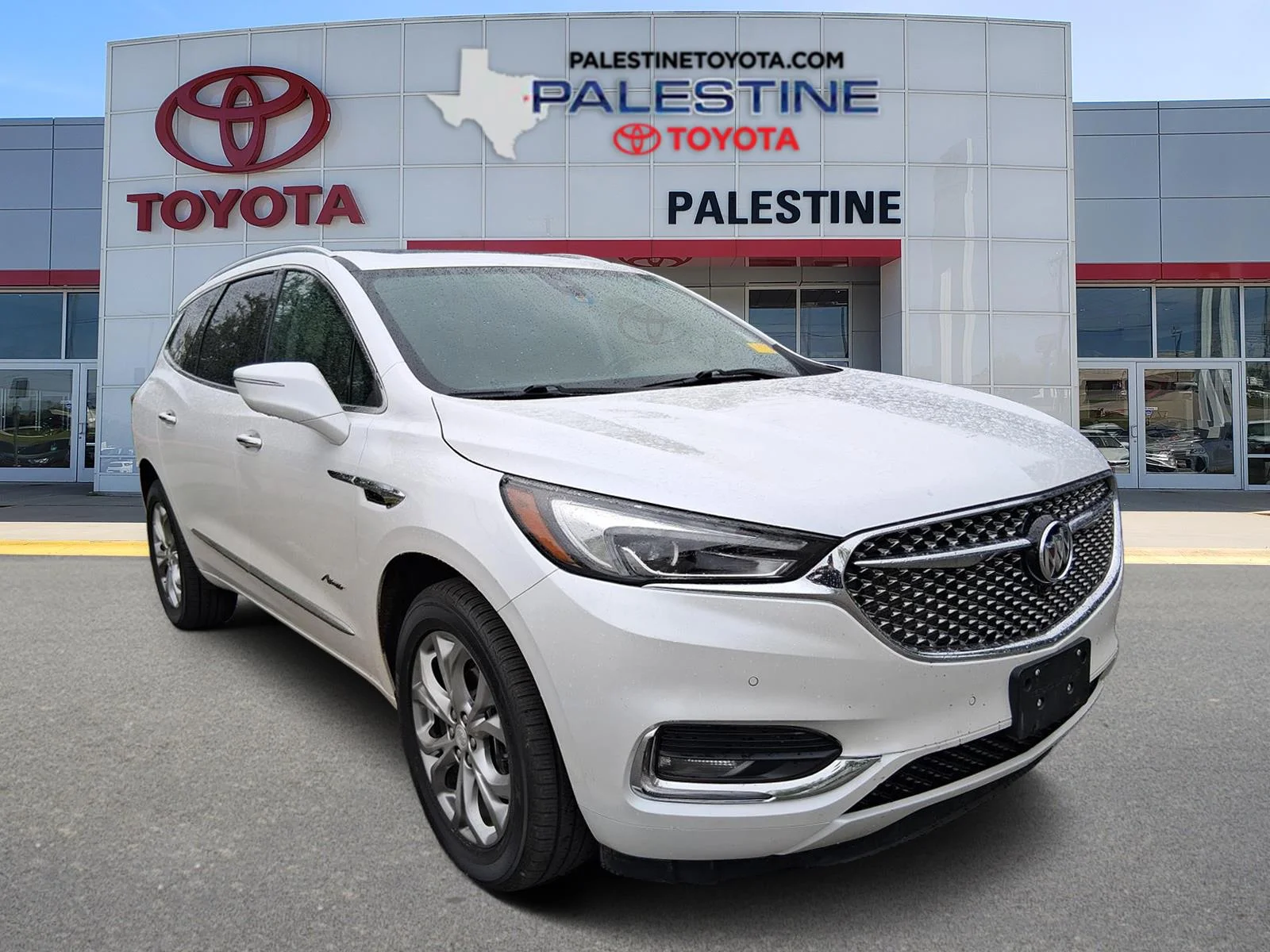 2021 Buick Enclave Avenir's photo