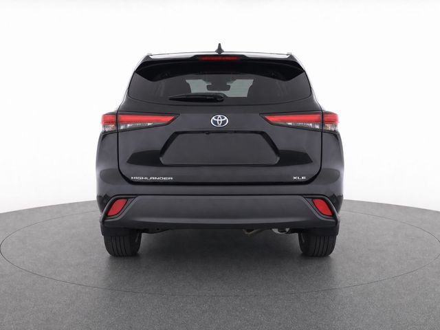 Used 2022 Black Toyota XLE image 7