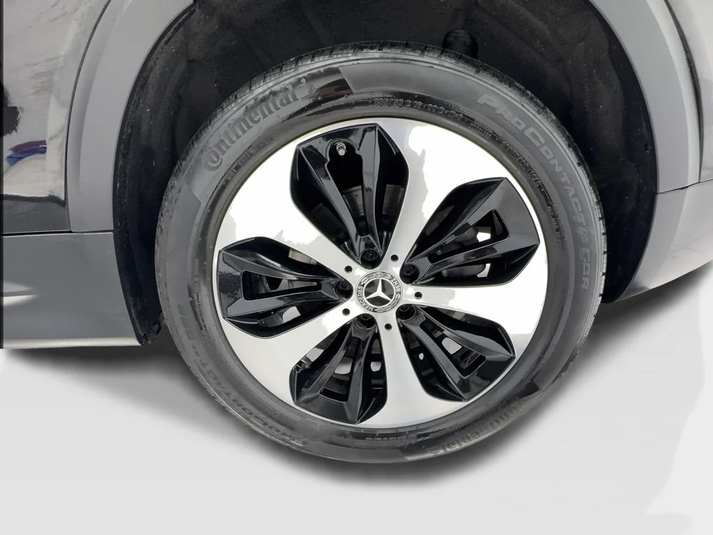 Used 2025 Black Mercedes-Benz GLB 250 image 11