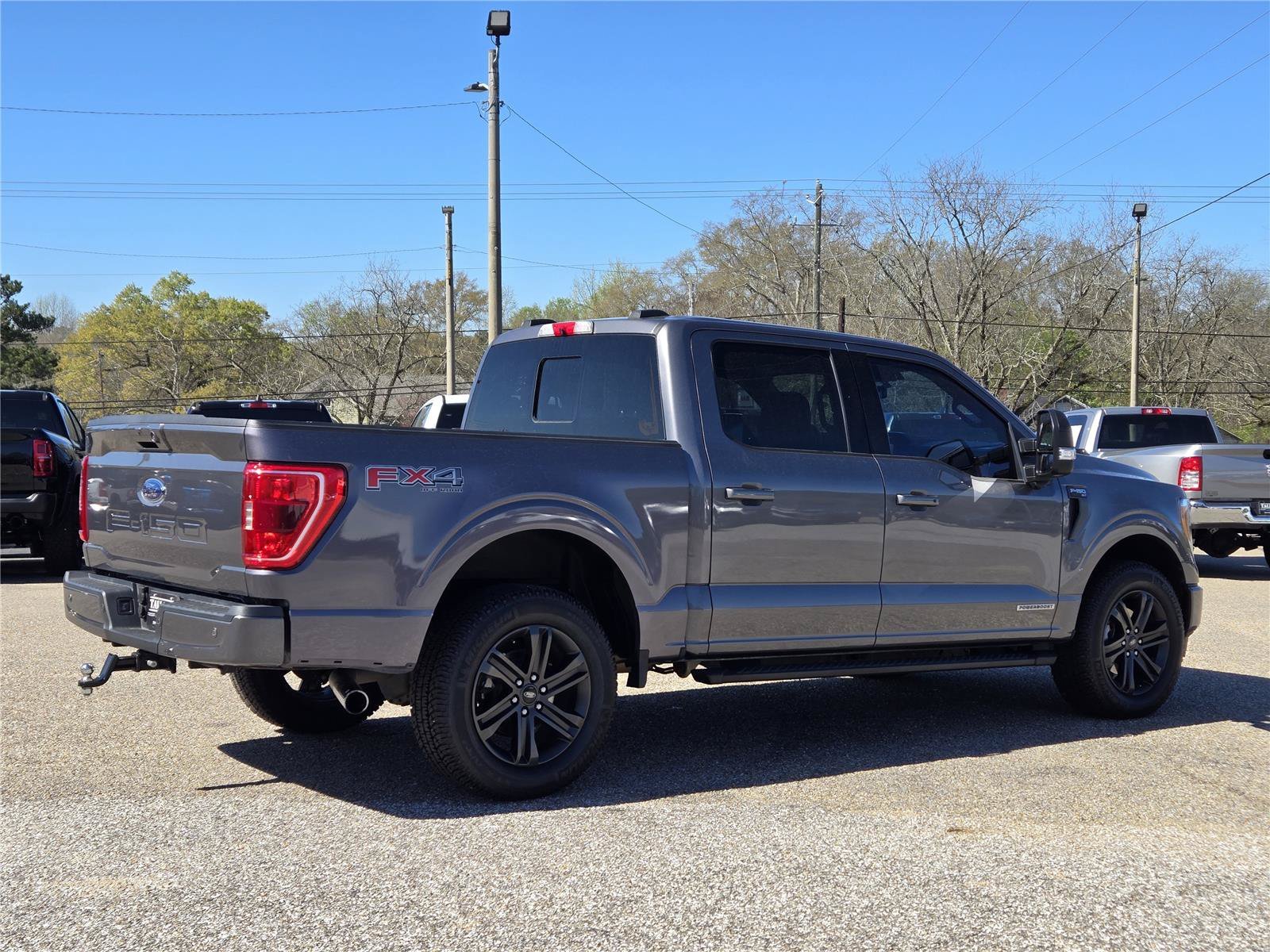 Used 2022 Gray Ford XLT image 7