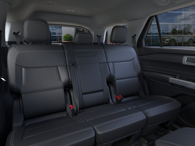 New 2024 Forged Green Metallic Ford XLT image 11