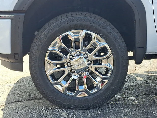 New 2026 Glacier White Tricoat GMC Denali image 5