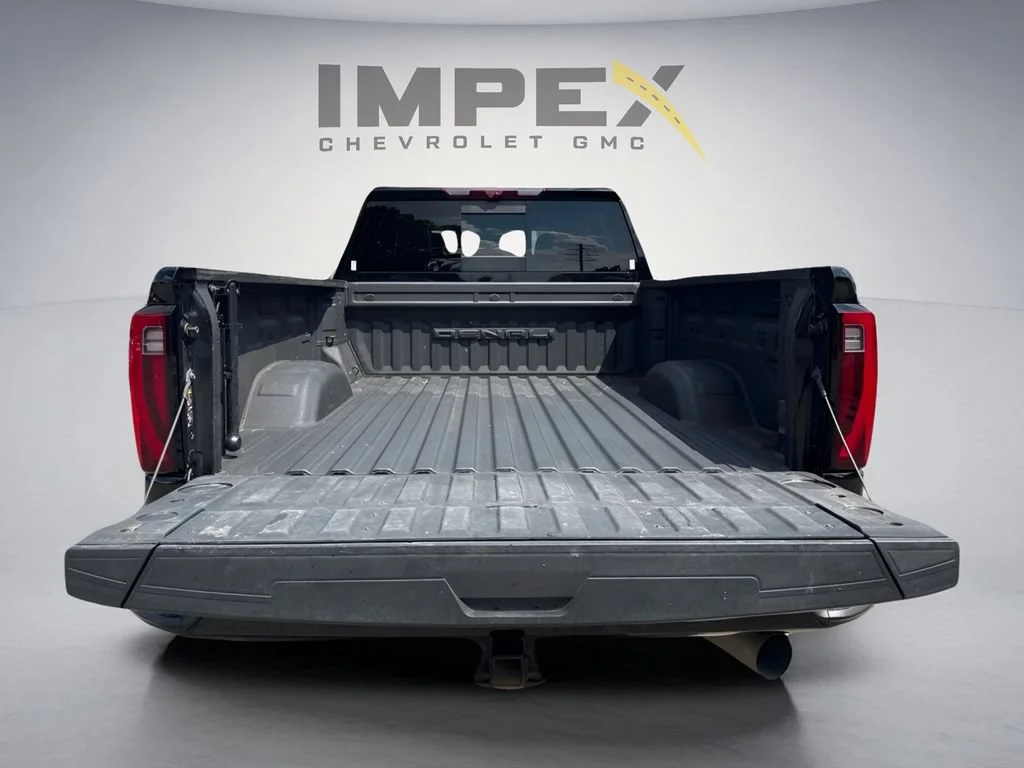 Used 2024 Onyx Black GMC Denali Ultimate image 33
