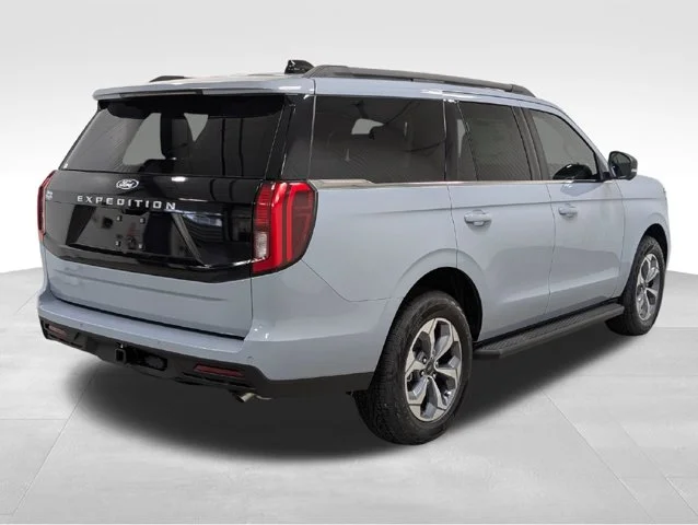 New 2027 Glacier Gray Metallic Tri-Coat Ford Active image 53